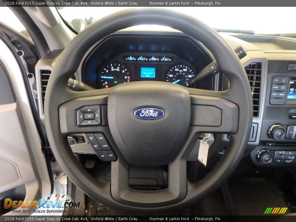 2018 Ford F250 Super Duty XL Crew Cab 4x4 Oxford White / Earth Gray Photo #13