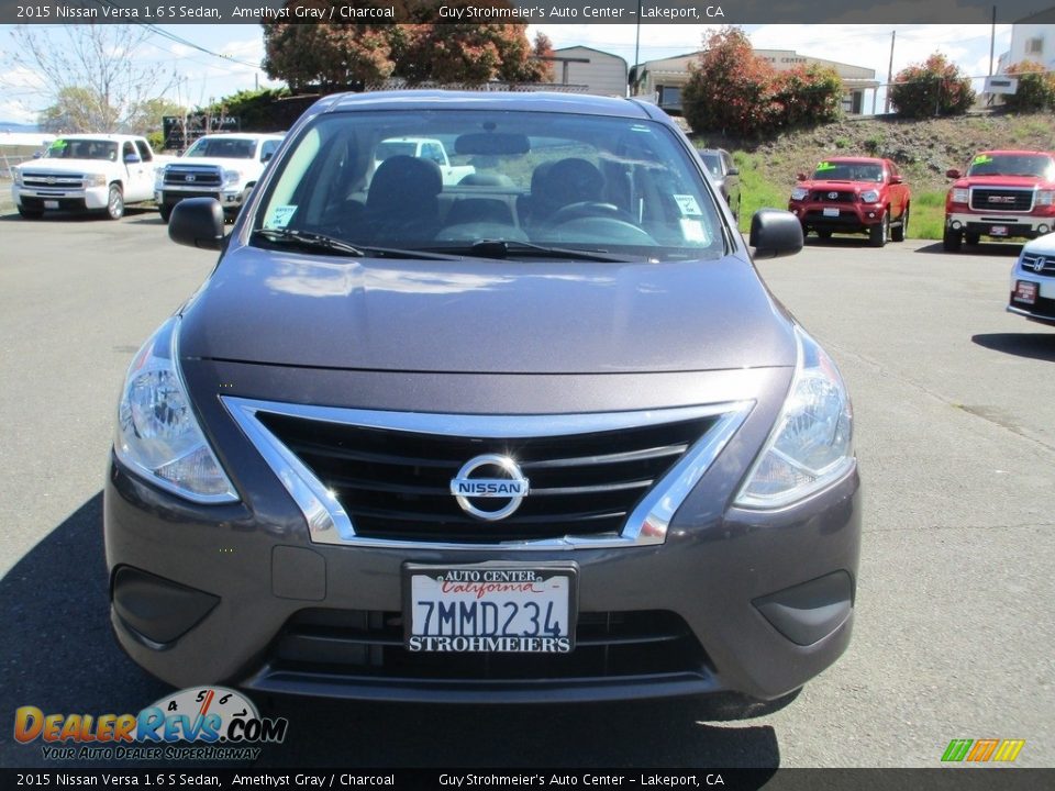 2015 Nissan Versa 1.6 S Sedan Amethyst Gray / Charcoal Photo #2