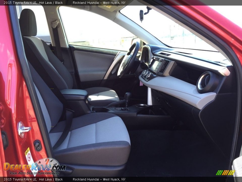 2015 Toyota RAV4 LE Hot Lava / Black Photo #25