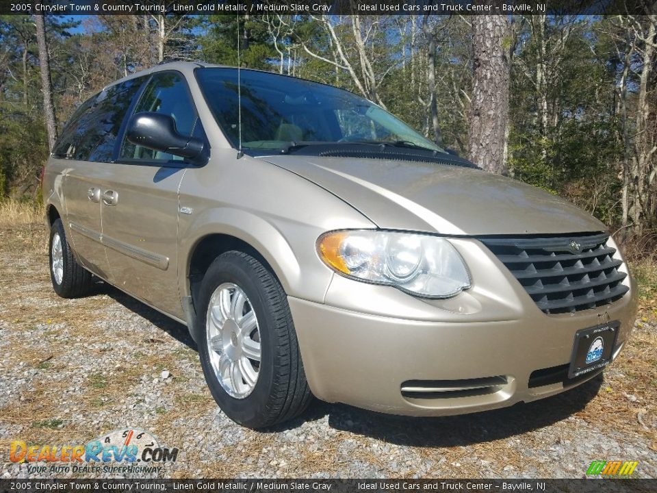 2005 Chrysler Town & Country Touring Linen Gold Metallic / Medium Slate Gray Photo #7