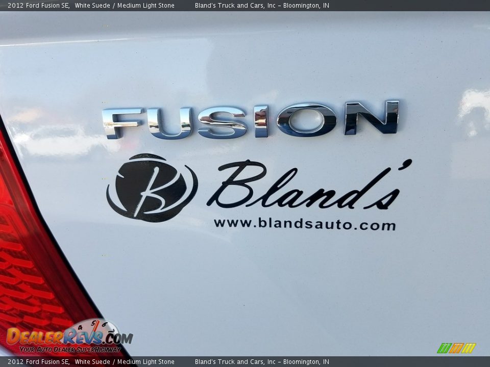 2012 Ford Fusion SE White Suede / Medium Light Stone Photo #33