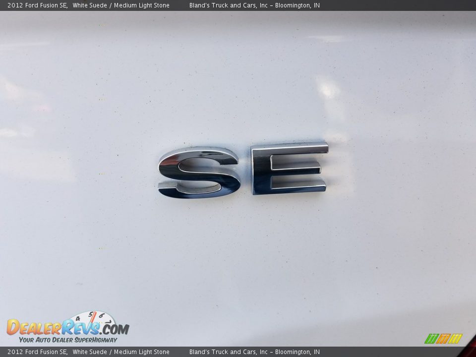 2012 Ford Fusion SE White Suede / Medium Light Stone Photo #34