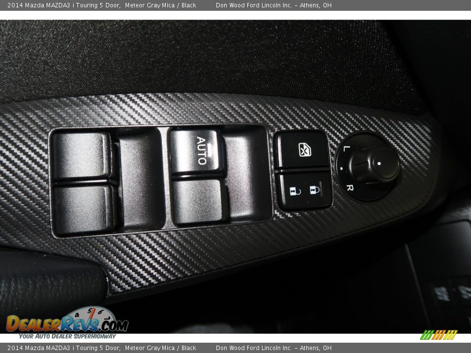 2014 Mazda MAZDA3 i Touring 5 Door Meteor Gray Mica / Black Photo #34