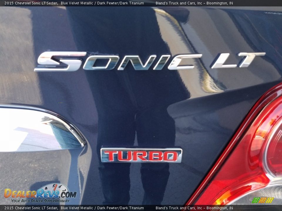 2015 Chevrolet Sonic LT Sedan Blue Velvet Metallic / Dark Pewter/Dark Titanium Photo #34