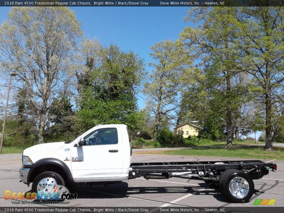 2018 Ram 4500 Tradesman Regular Cab Chassis Bright White / Black/Diesel Gray Photo #1