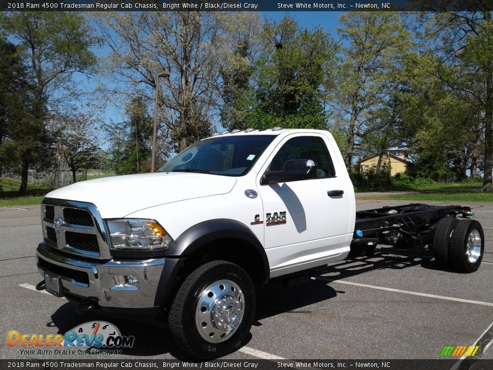 2018 Ram 4500 Tradesman Regular Cab Chassis Bright White / Black/Diesel Gray Photo #2