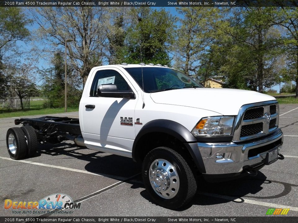 2018 Ram 4500 Tradesman Regular Cab Chassis Bright White / Black/Diesel Gray Photo #4