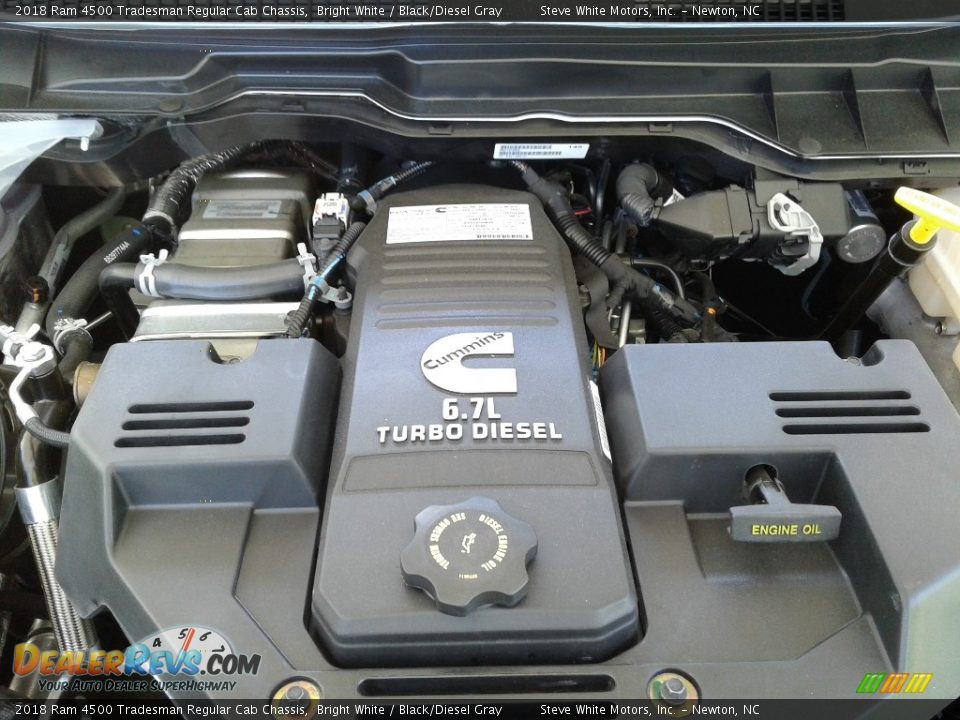 2018 Ram 4500 Tradesman Regular Cab Chassis Bright White / Black/Diesel Gray Photo #25