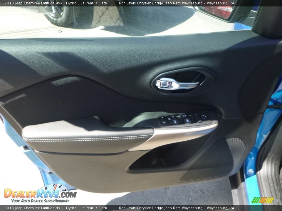 2018 Jeep Cherokee Latitude 4x4 Hydro Blue Pearl / Black Photo #13