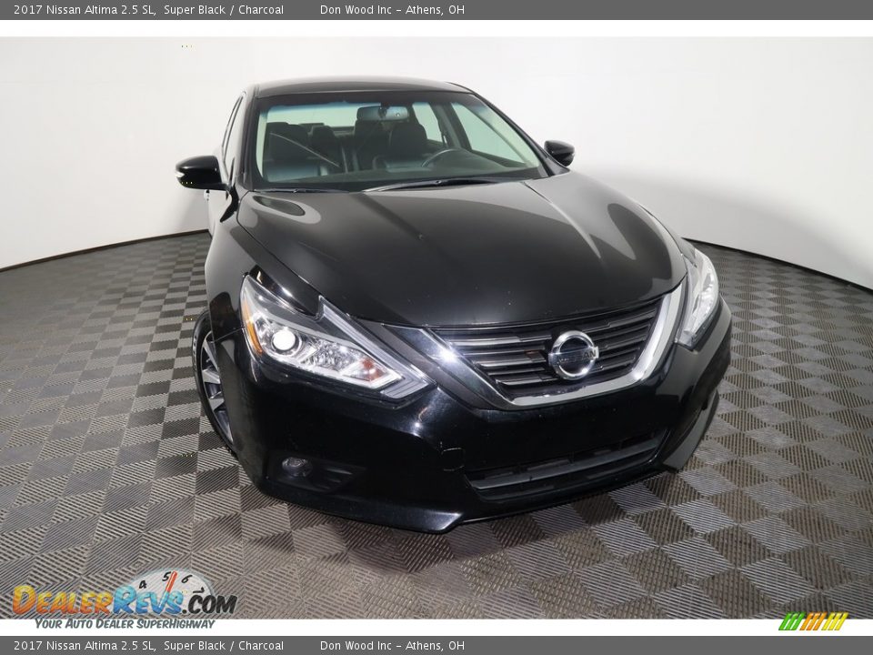 2017 Nissan Altima 2.5 SL Super Black / Charcoal Photo #8