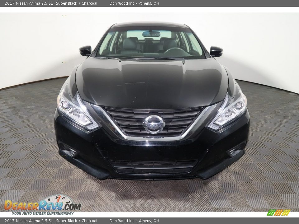 2017 Nissan Altima 2.5 SL Super Black / Charcoal Photo #9