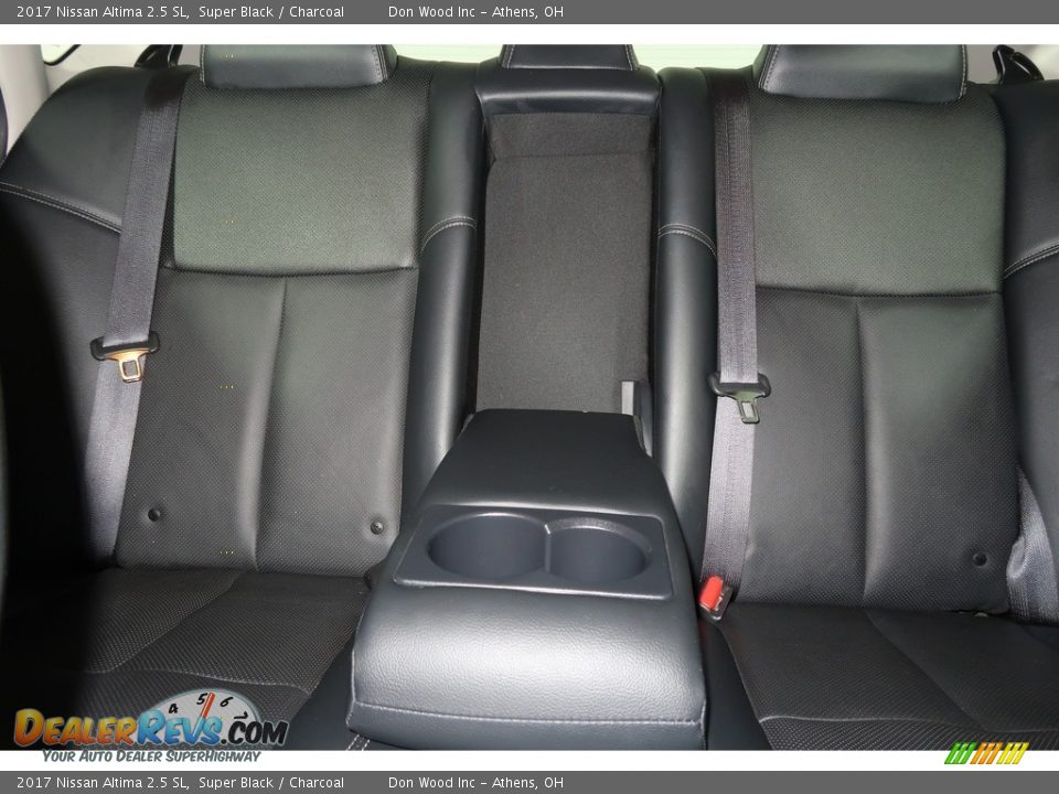 2017 Nissan Altima 2.5 SL Super Black / Charcoal Photo #22