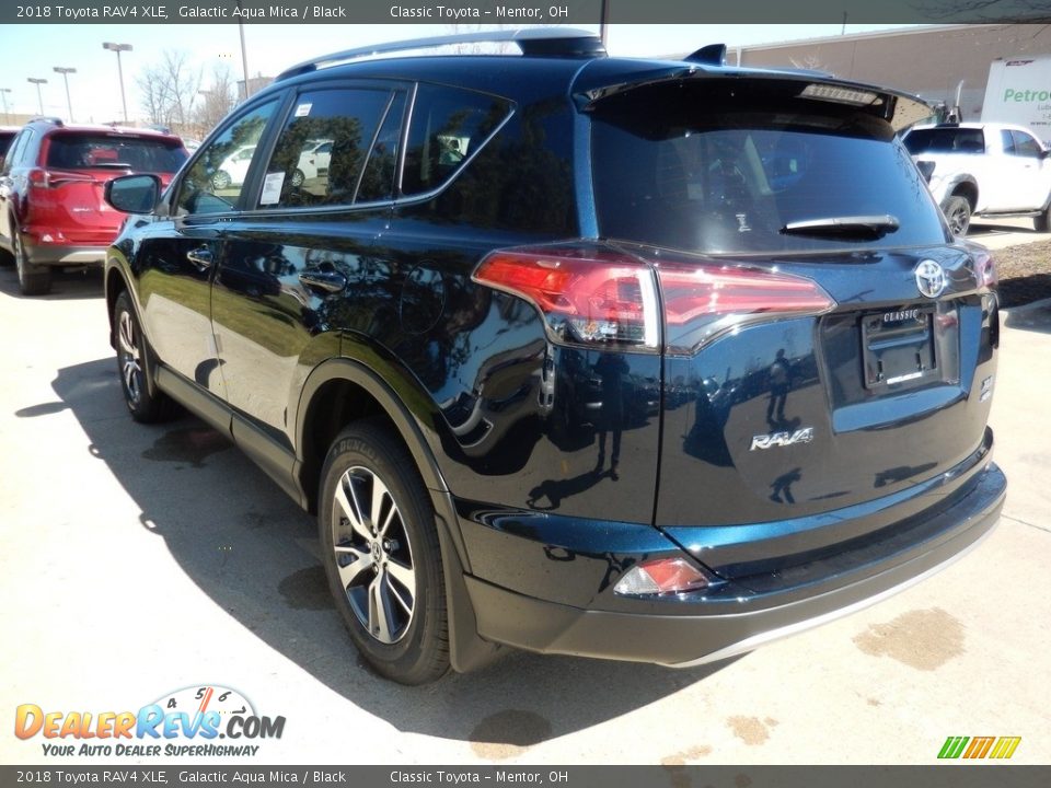 2018 Toyota RAV4 XLE Galactic Aqua Mica / Black Photo #2