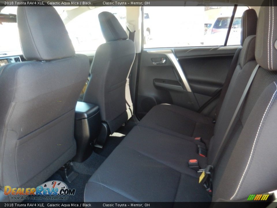 2018 Toyota RAV4 XLE Galactic Aqua Mica / Black Photo #4