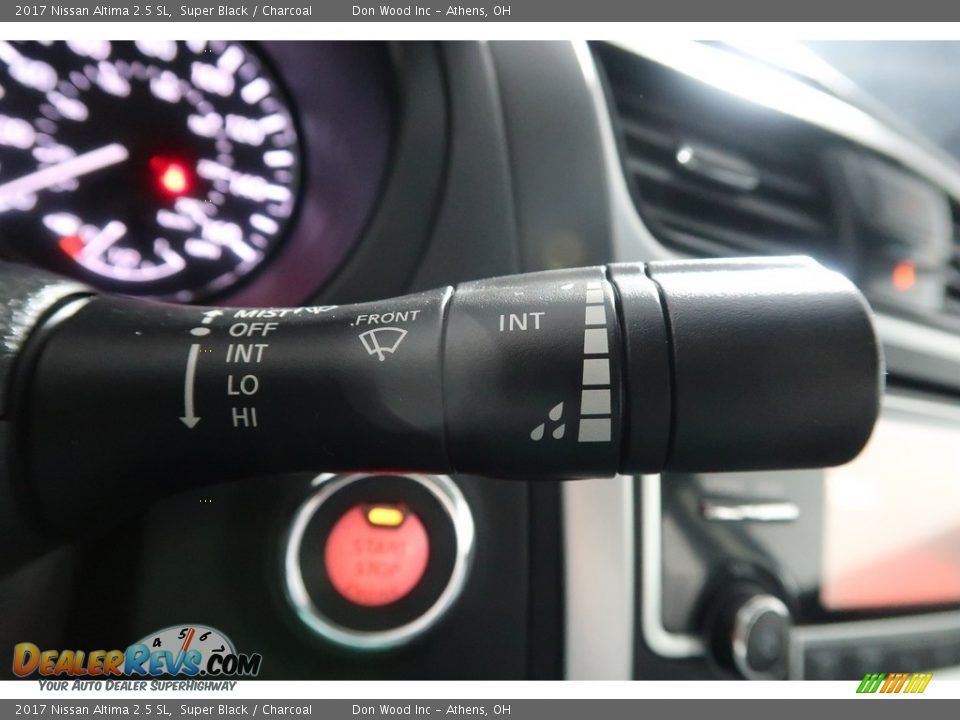 2017 Nissan Altima 2.5 SL Super Black / Charcoal Photo #35