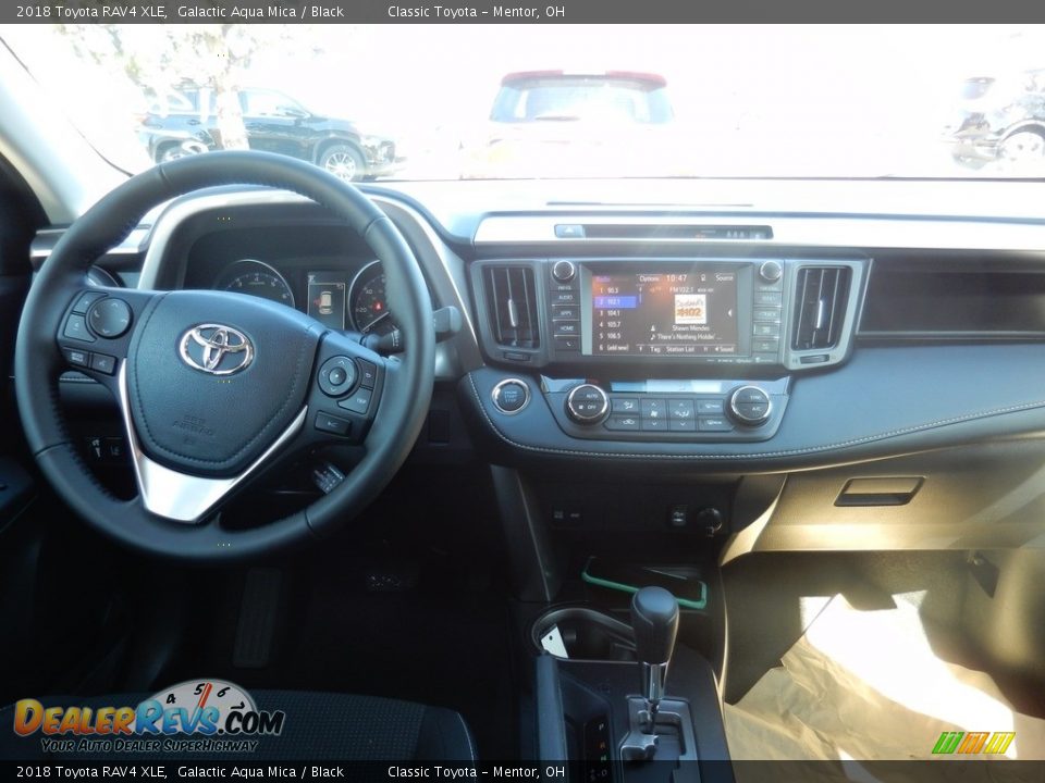 2018 Toyota RAV4 XLE Galactic Aqua Mica / Black Photo #5