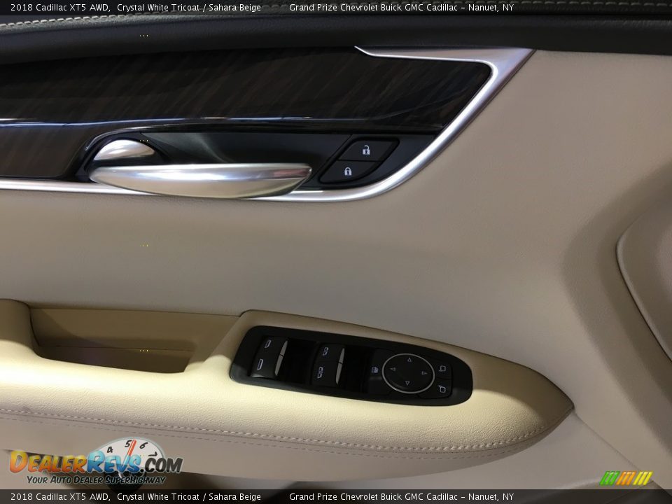 2018 Cadillac XT5 AWD Crystal White Tricoat / Sahara Beige Photo #9