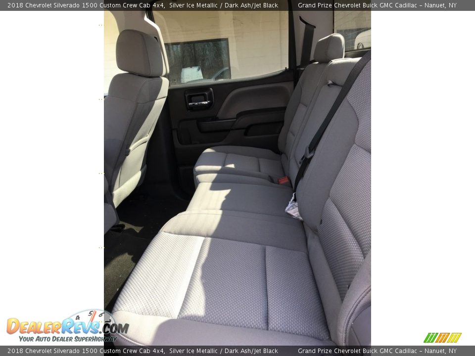 2018 Chevrolet Silverado 1500 Custom Crew Cab 4x4 Silver Ice Metallic / Dark Ash/Jet Black Photo #14
