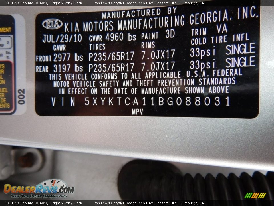 2011 Kia Sorento LX AWD Bright Silver / Black Photo #16