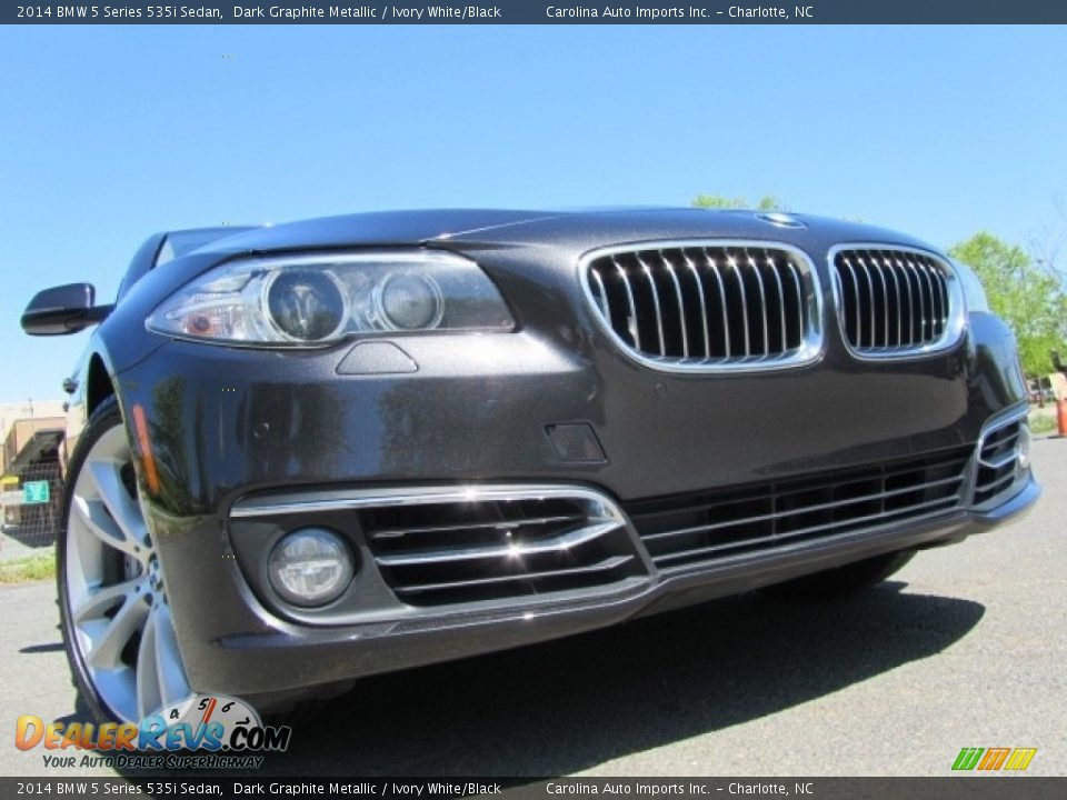 2014 BMW 5 Series 535i Sedan Dark Graphite Metallic / Ivory White/Black Photo #1