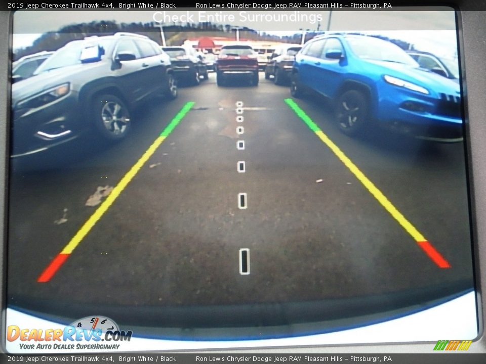 2019 Jeep Cherokee Trailhawk 4x4 Bright White / Black Photo #18