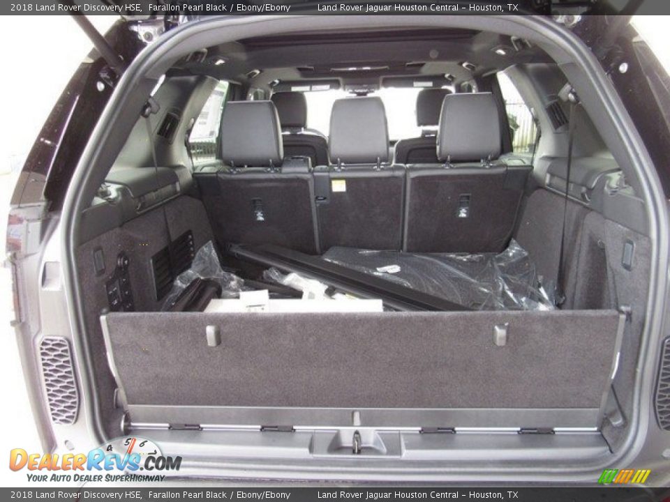 2018 Land Rover Discovery HSE Farallon Pearl Black / Ebony/Ebony Photo #17