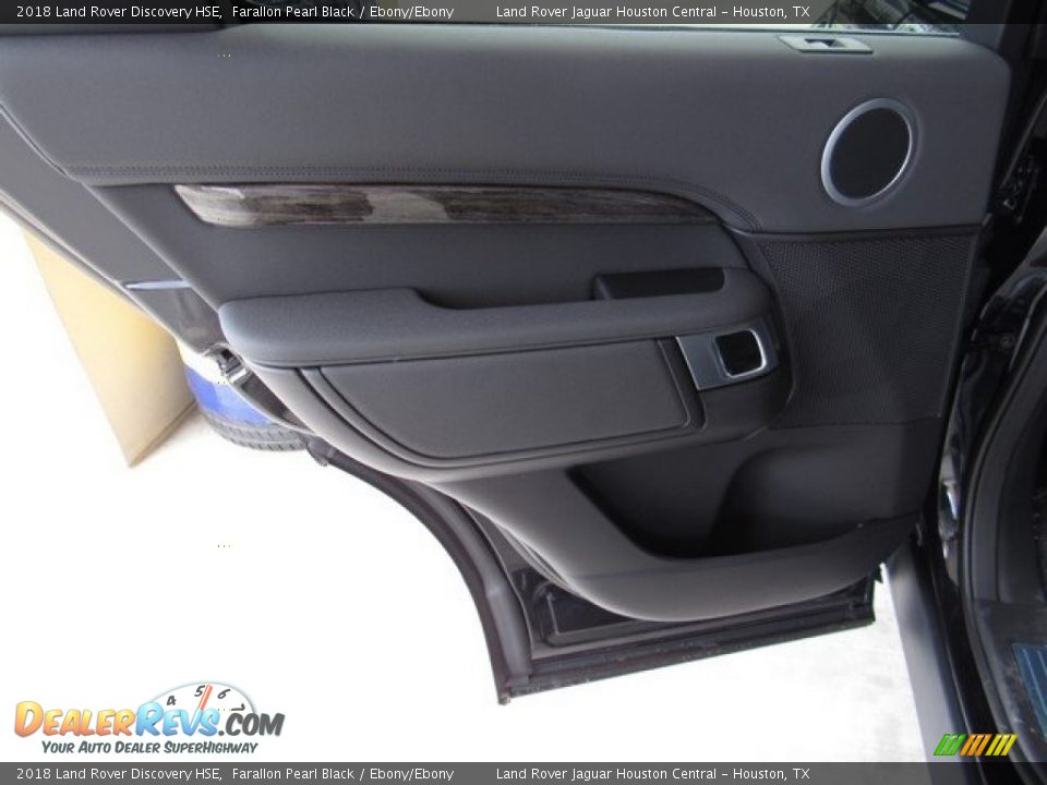 2018 Land Rover Discovery HSE Farallon Pearl Black / Ebony/Ebony Photo #23