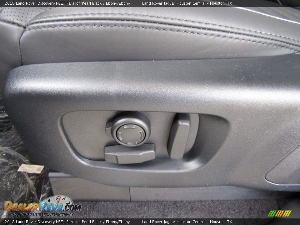 2018 Land Rover Discovery HSE Farallon Pearl Black / Ebony/Ebony Photo #26