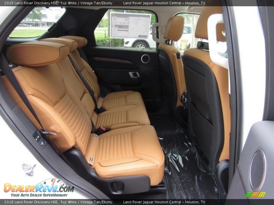 Rear Seat of 2018 Land Rover Discovery HSE Photo #19