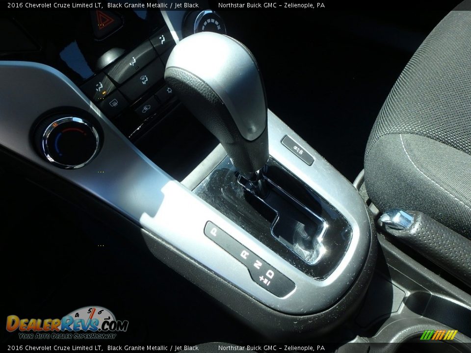 2016 Chevrolet Cruze Limited LT Black Granite Metallic / Jet Black Photo #24