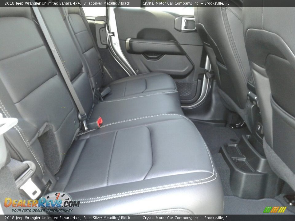 2018 Jeep Wrangler Unlimited Sahara 4x4 Billet Silver Metallic / Black Photo #11