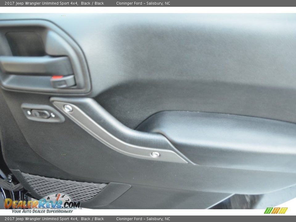 2017 Jeep Wrangler Unlimited Sport 4x4 Black / Black Photo #15