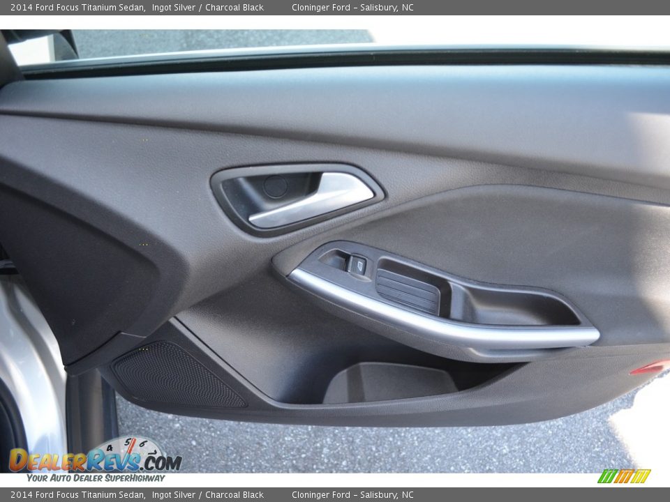 2014 Ford Focus Titanium Sedan Ingot Silver / Charcoal Black Photo #14