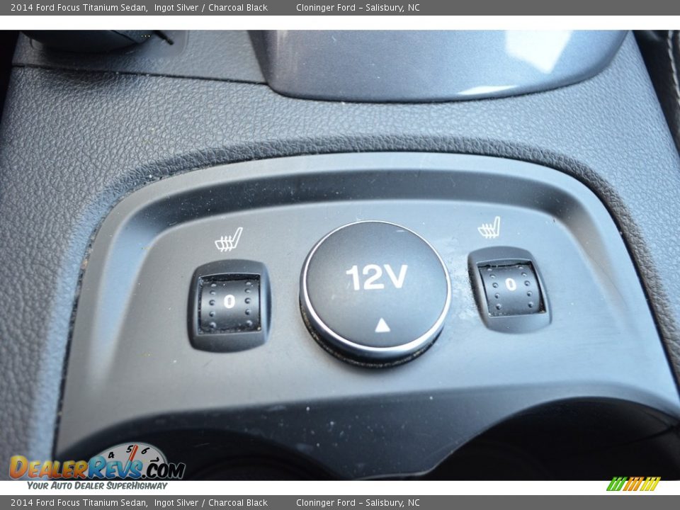 2014 Ford Focus Titanium Sedan Ingot Silver / Charcoal Black Photo #20