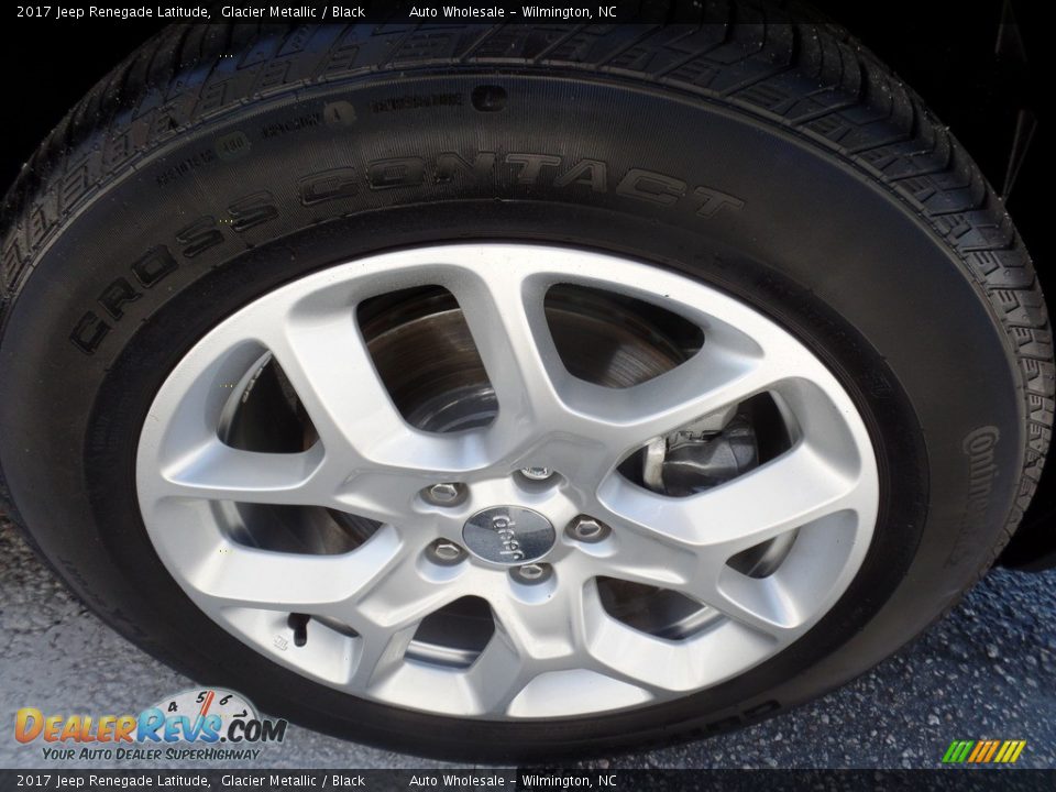 2017 Jeep Renegade Latitude Glacier Metallic / Black Photo #7