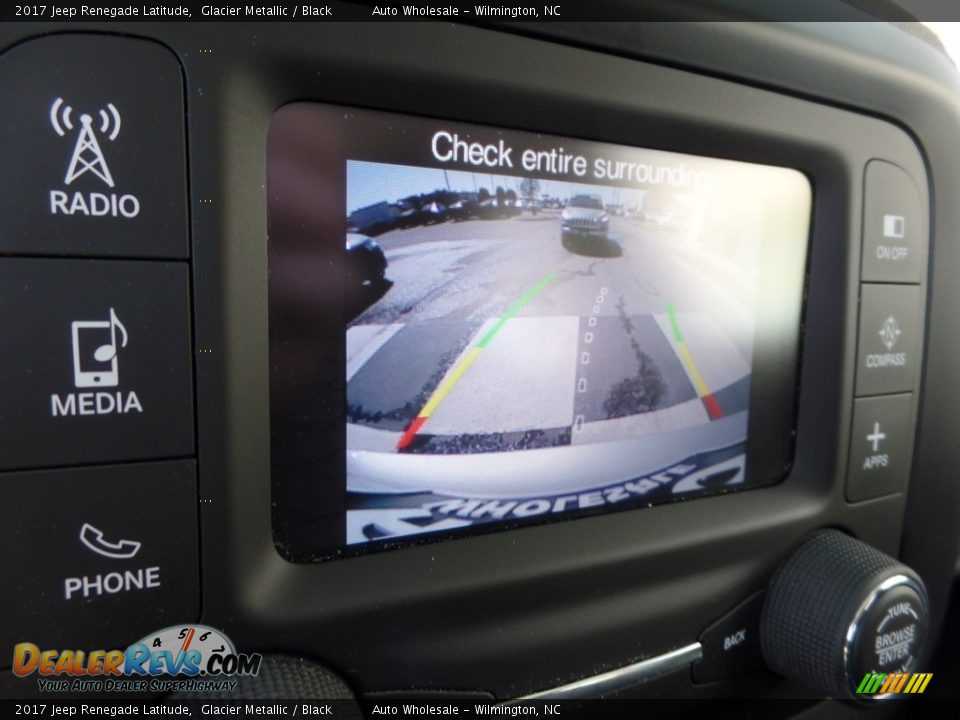 2017 Jeep Renegade Latitude Glacier Metallic / Black Photo #18