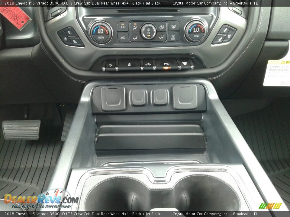Controls of 2018 Chevrolet Silverado 3500HD LTZ Crew Cab Dual Rear Wheel 4x4 Photo #16