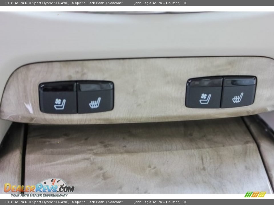 Controls of 2018 Acura RLX Sport Hybrid SH-AWD Photo #35