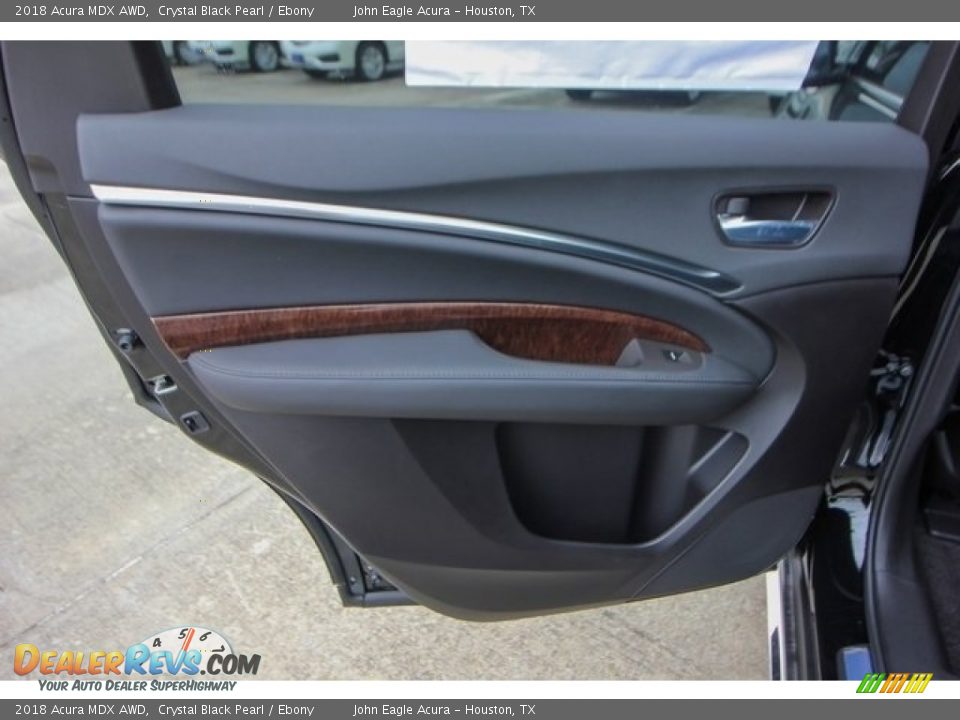 Door Panel of 2018 Acura MDX AWD Photo #16