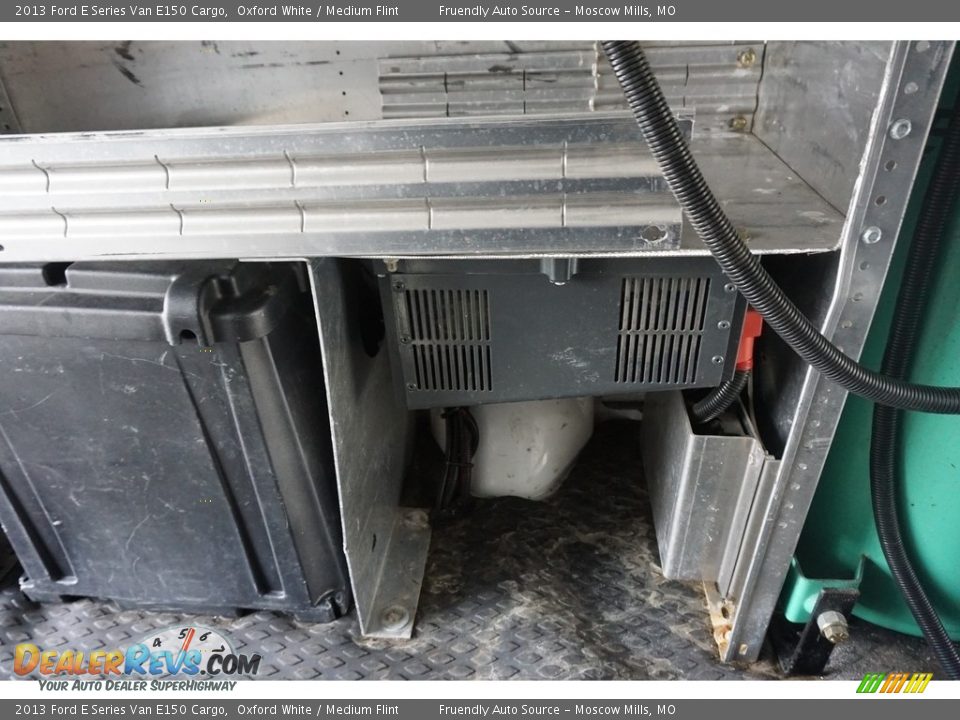 2013 Ford E Series Van E150 Cargo Oxford White / Medium Flint Photo #8