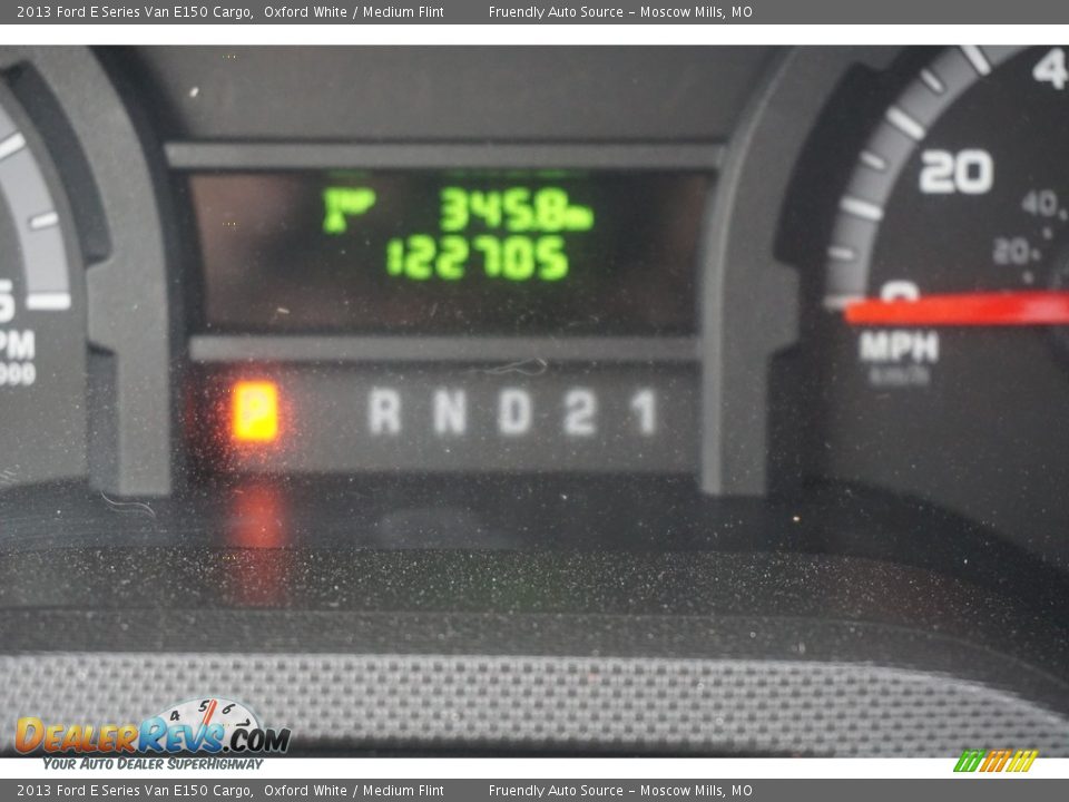 2013 Ford E Series Van E150 Cargo Oxford White / Medium Flint Photo #12