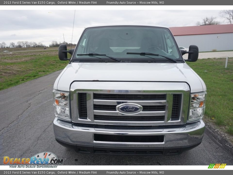 2013 Ford E Series Van E150 Cargo Oxford White / Medium Flint Photo #17