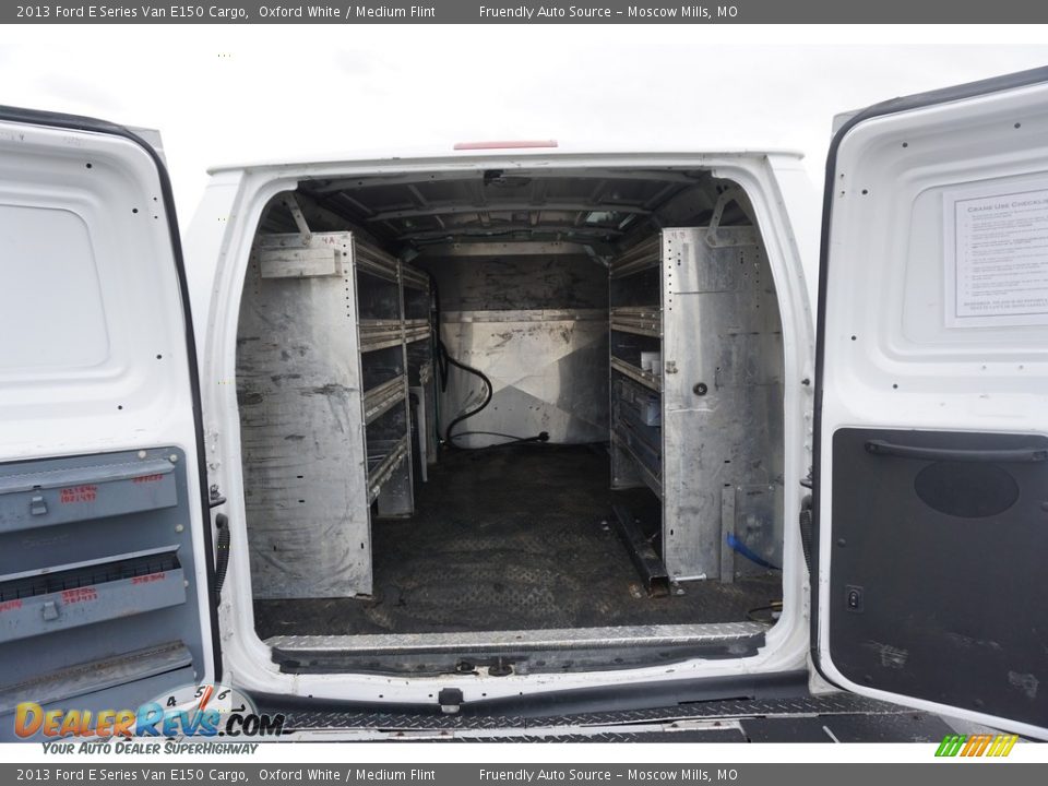 2013 Ford E Series Van E150 Cargo Oxford White / Medium Flint Photo #30