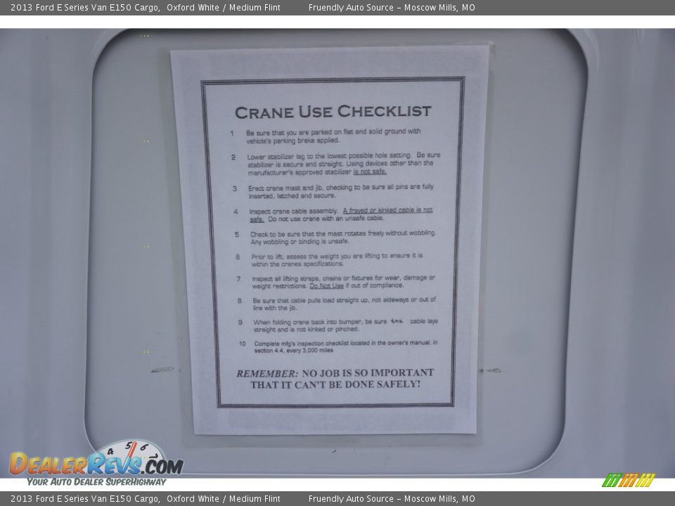 2013 Ford E Series Van E150 Cargo Oxford White / Medium Flint Photo #31