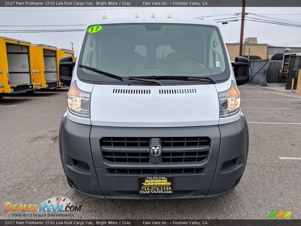 2017 Ram ProMaster 1500 Low Roof Cargo Van Bright White / Gray Photo #2