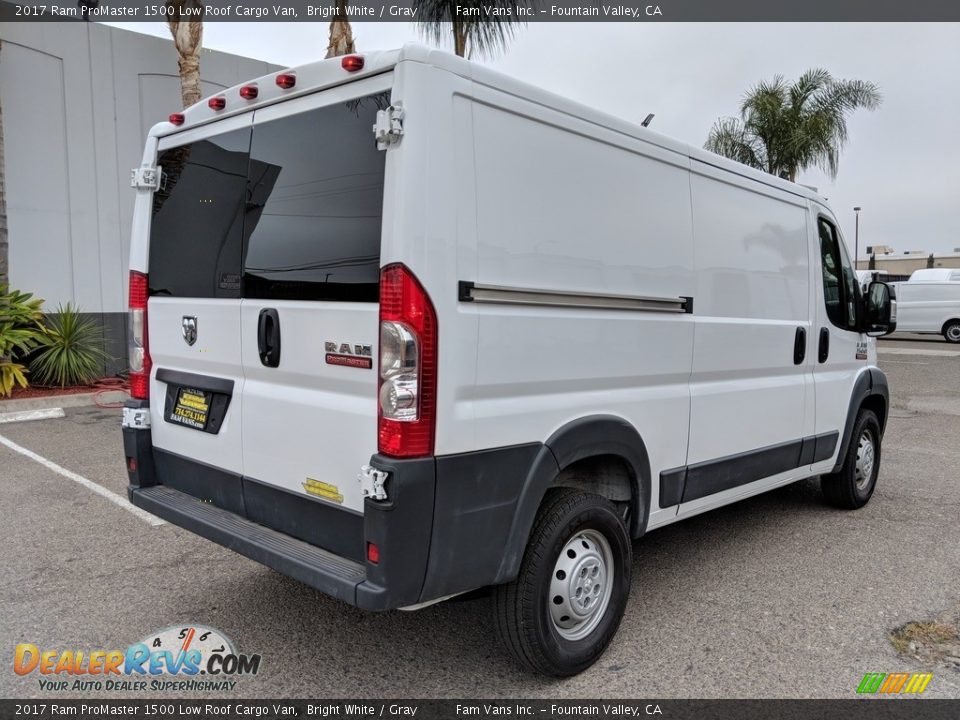 2017 Ram ProMaster 1500 Low Roof Cargo Van Bright White / Gray Photo #6