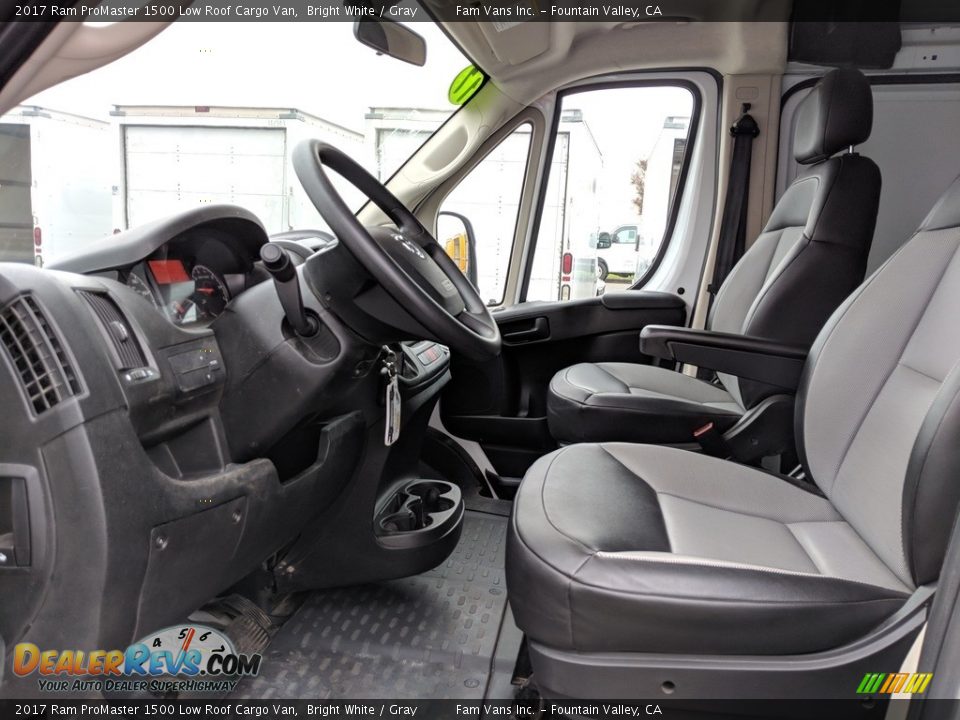 2017 Ram ProMaster 1500 Low Roof Cargo Van Bright White / Gray Photo #9