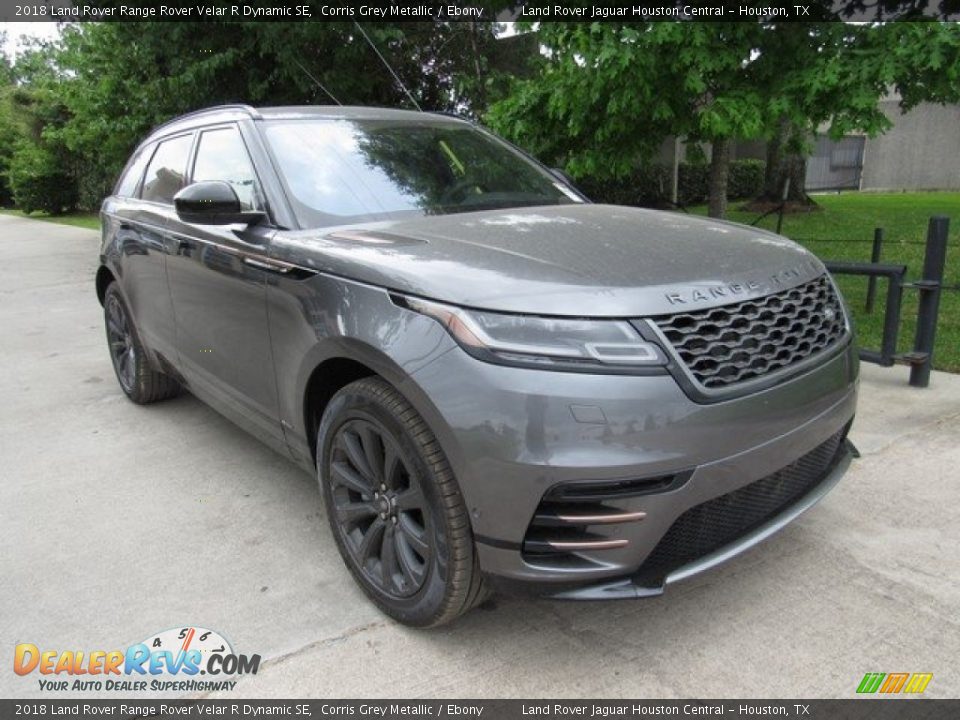 Front 3/4 View of 2018 Land Rover Range Rover Velar R Dynamic SE Photo #2