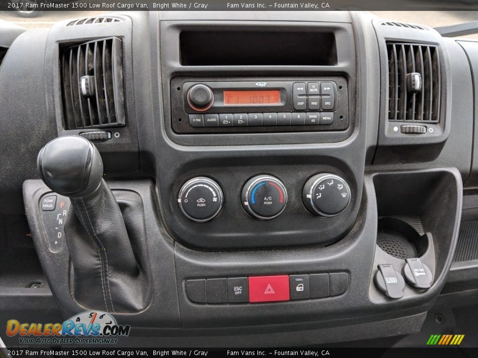 2017 Ram ProMaster 1500 Low Roof Cargo Van Bright White / Gray Photo #10