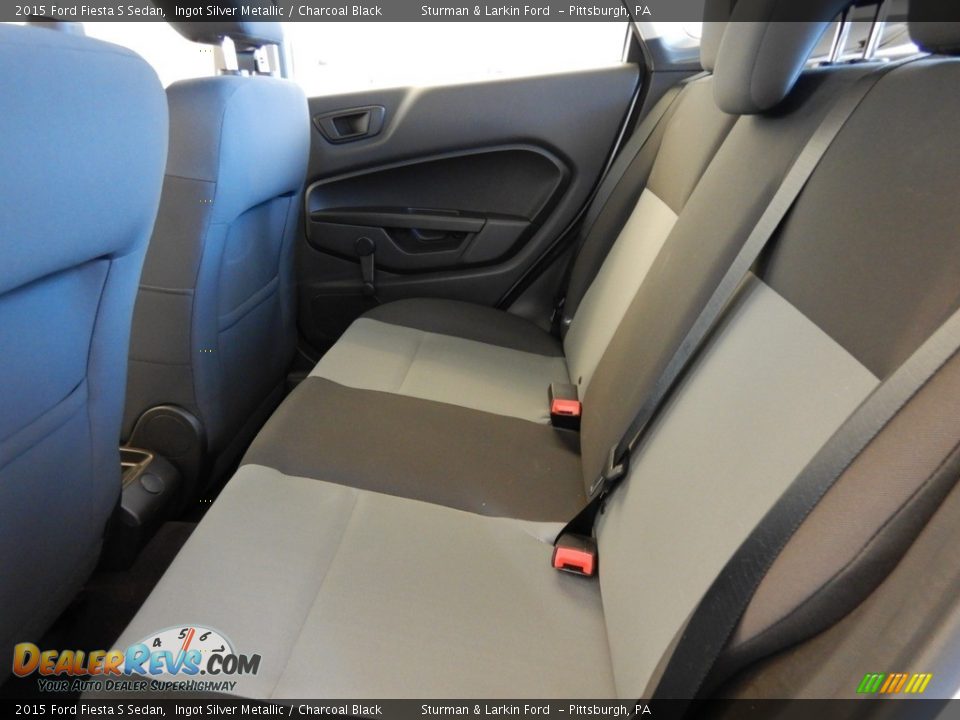 2015 Ford Fiesta S Sedan Ingot Silver Metallic / Charcoal Black Photo #8